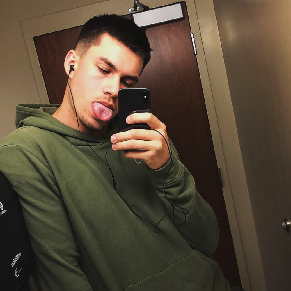 Meet your Posher, Cooper